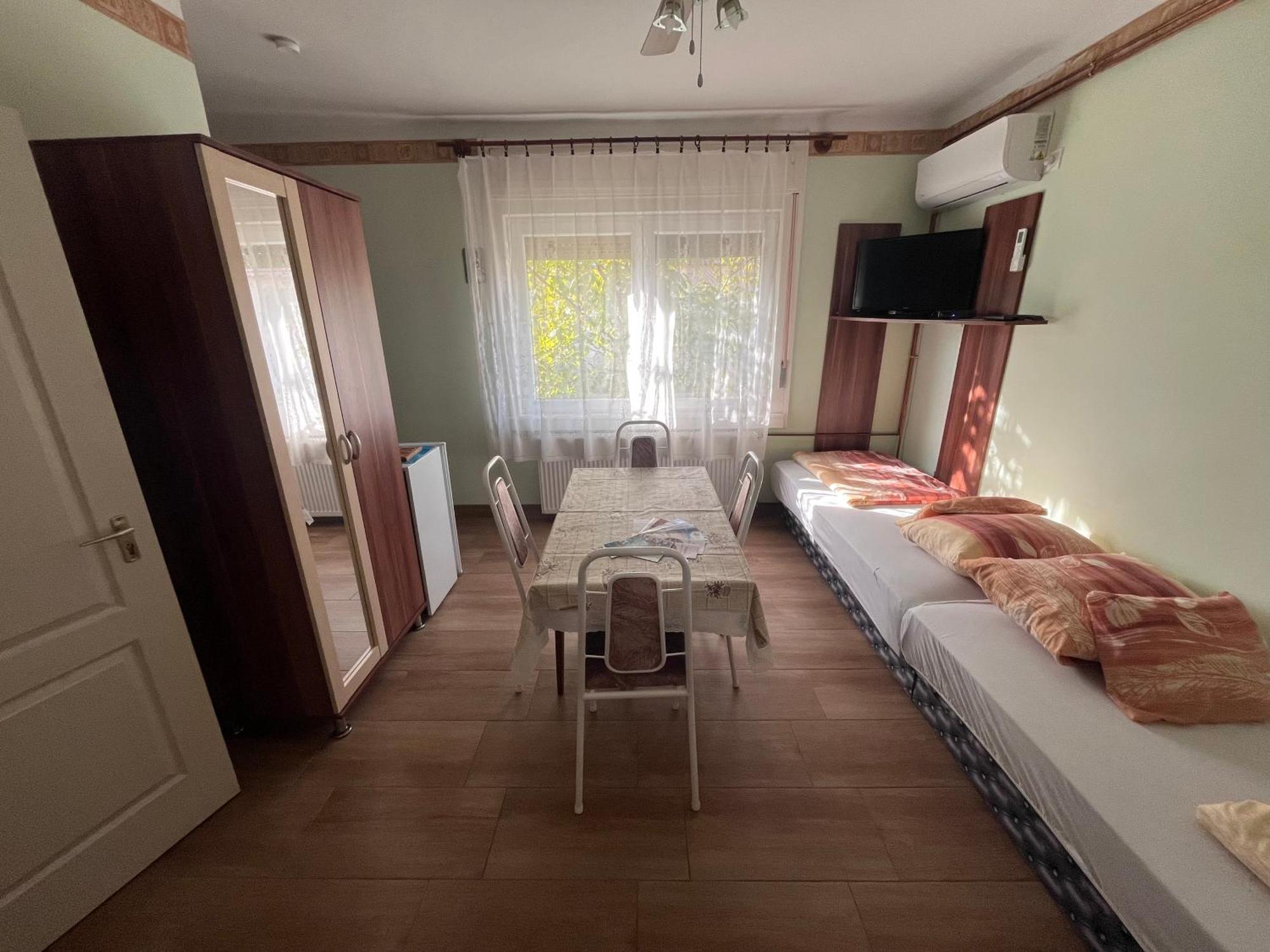Abigel Apartman Mórahalom Oda fotoğraf